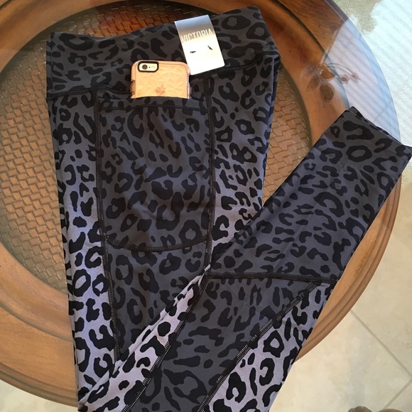Victoria's Secret Pants - ❤️Victoria Sport Total Knockout Tight ❤️